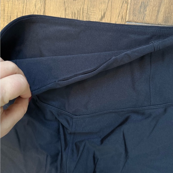 NWT Athleta Navy Elation Sheen Tight Leggings size large - Picture 7 of 7